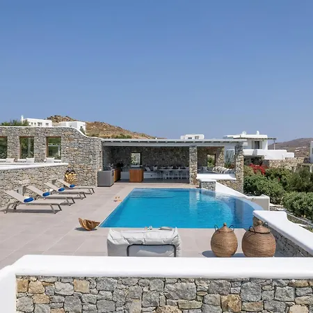Villa Hadi, Ideal For Large Groups And Families