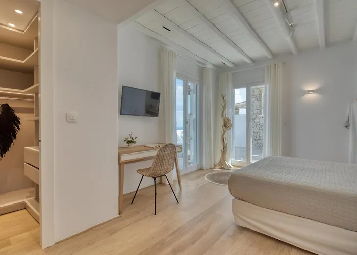 Hadi Playa Kalo Livadi