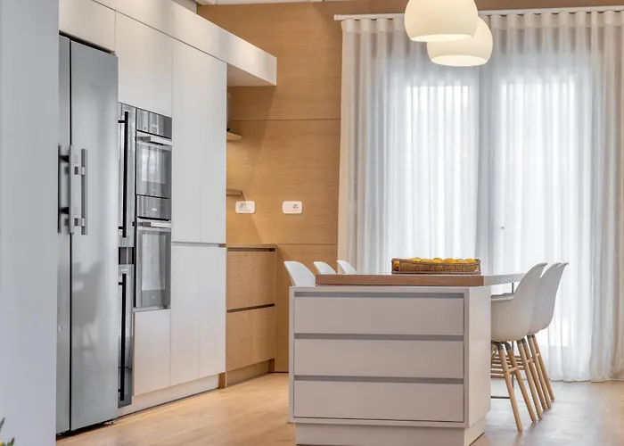 Hadi Playa Kalo Livadi